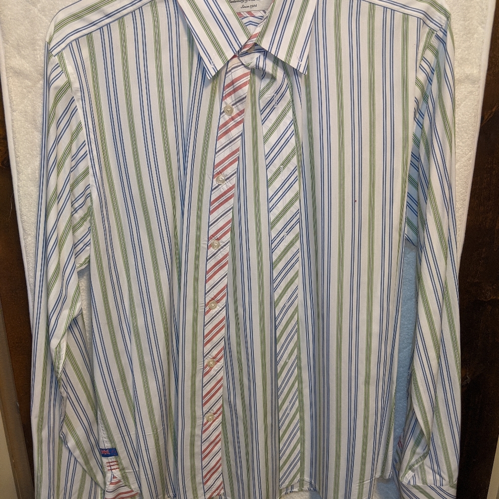 Men's button down.